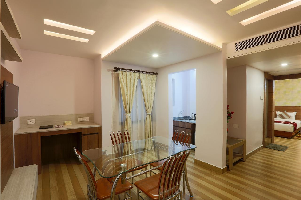 Hotel Sj International Guwahati Bagian luar foto